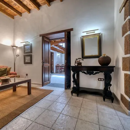 La Casucha - Typical Canarian House By Lanzarote *